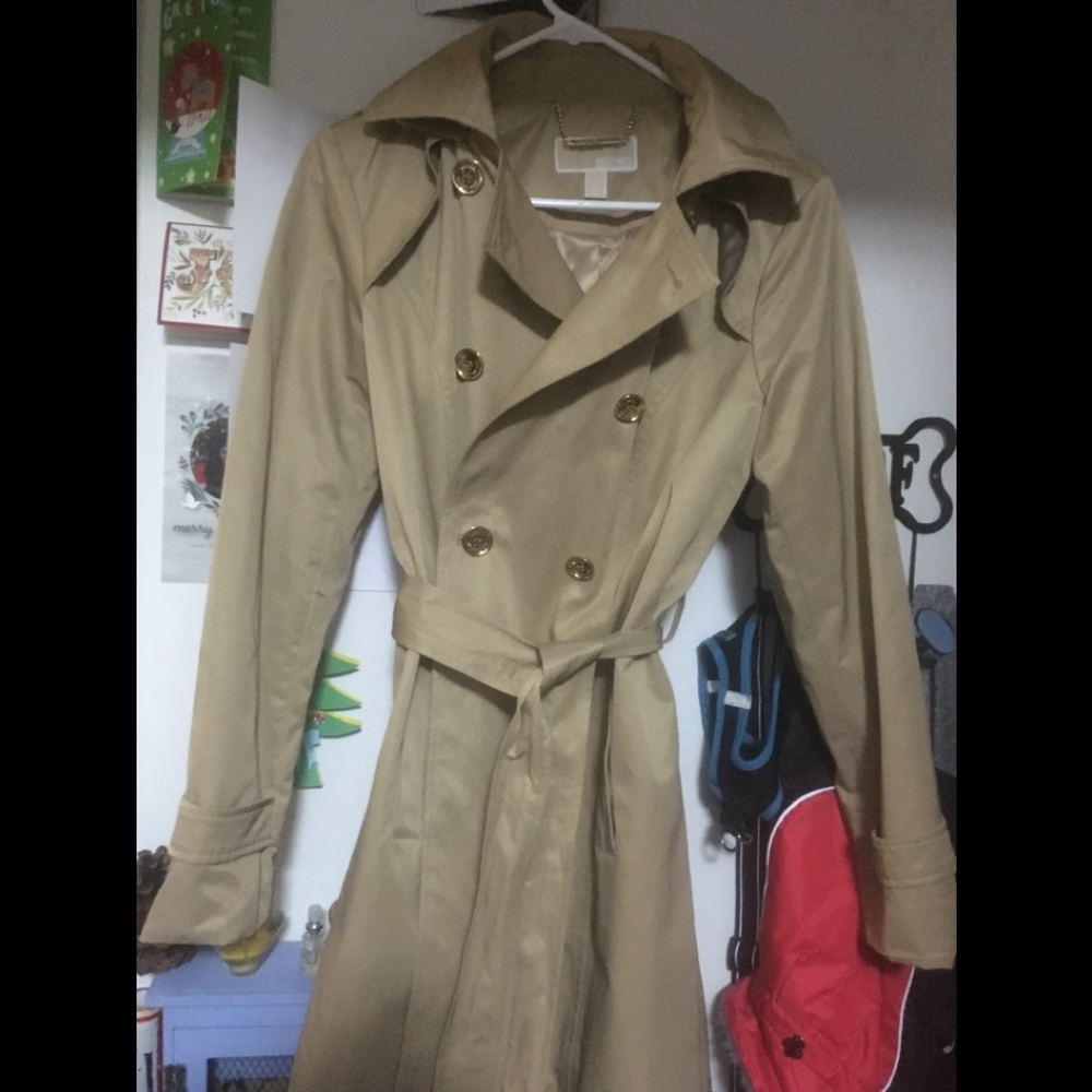 Trench coat